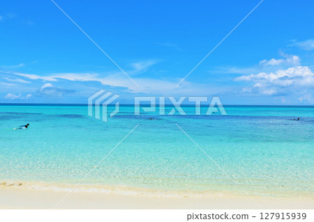 沖繩宮古島藍天海灘 127915939
