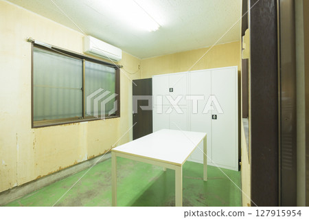 Prefabricated break room in the factory Prefabricated break room in the factory 127915954