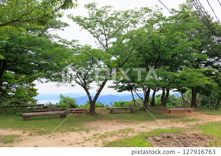 Amarubesaki Lighthouse (Misaki Lighthouse) (Kami Town, Hyogo Prefecture) 127916763