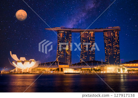 新加坡美麗的夜景 127917138