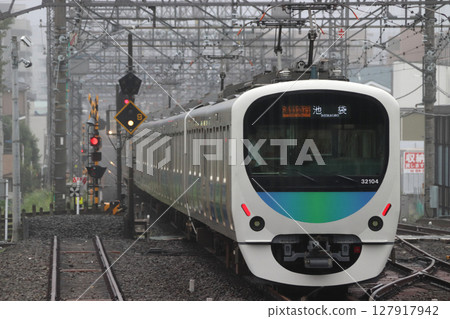 [SI] 西武池袋線 30000 系列列車（通勤特快 - 10 節車廂：池袋⇔飯能） 127917942