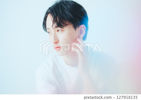 Natural Smile - A clean-cut portrait of a man in his 20s Natural Smile - A clean-cut portrait of a man in his 20s 127918135