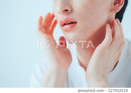 Men's skin care - natural beauty images 127918520