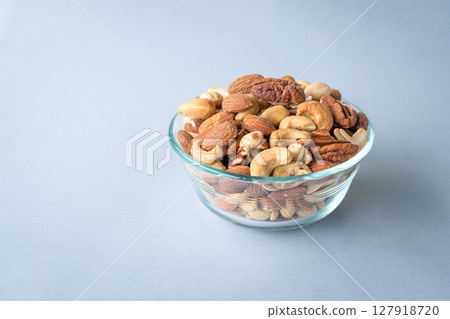 Bowl of healthy nuts Bowl of healthy nuts 127918720