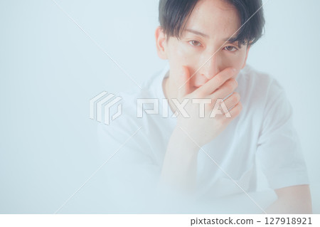 裹著柔軟的面紗－倦怠的目光 127918921