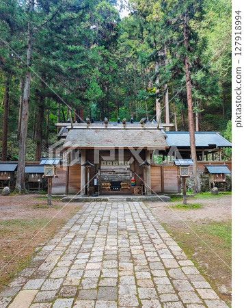 仁科神明神社:神門與拜殿 仁科神明神社:神門與拜殿 127918994