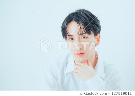 穿出透明感-韓式男士妝容寫真 穿出透明感-韓式男士妝容寫真 127919011