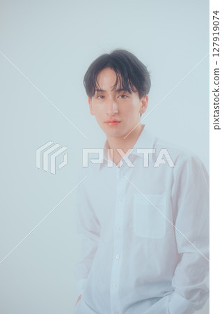 韓式男士肖像－簡潔乾淨的鏡頭 127919074