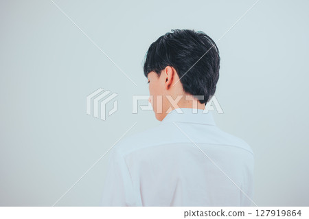 Korean style businessman phone scene x simple white Korean style businessman phone scene x simple white 127919864