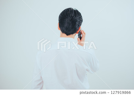 Korean style businessman phone scene x simple white 127919866