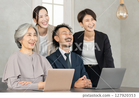商業職業女性商人 127920353