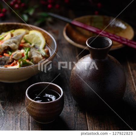 熱酒醃製竹莢魚 127922823