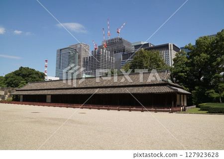 百人的地方 127923628