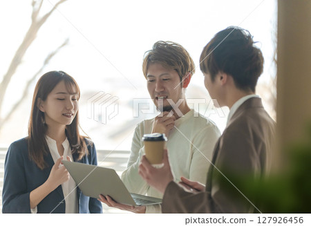 商業場景 127926456