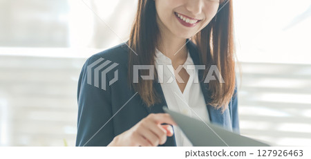 商業場景 127926463