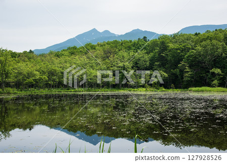 Shiretoko Five Lakes 127928526