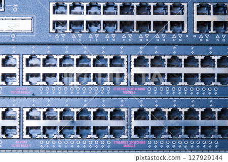 ethernet switch panels wihout cables 127929144