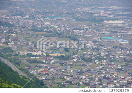 從愛媛郡四國中央市極定展望台眺望豐岡町 127929279