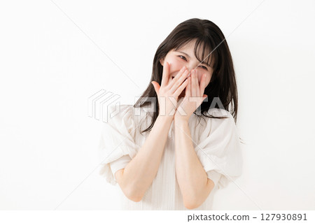 A woman who smiles and rejoices 127930891
