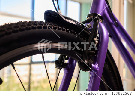 Detailed Close Up of a Modern Bicycle Gear System, Highlighting Its Components and Design 127932568