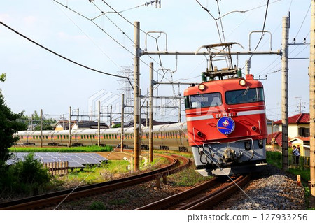 告別臥舖特快「Cassiopea」…由EF81型電力機車牽引的E26係客車 127933256