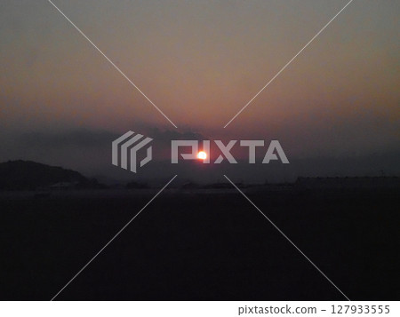 Early summer evening (Sunset over the Kancho Plain seen from the Flower and Green Plaza) Early summer evening (Sunset over the Kancho Plain seen from the Flower and Green Plaza) 127933555
