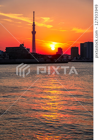 Sunset over the Nakagawa River Sunset over the Nakagawa River 127933949