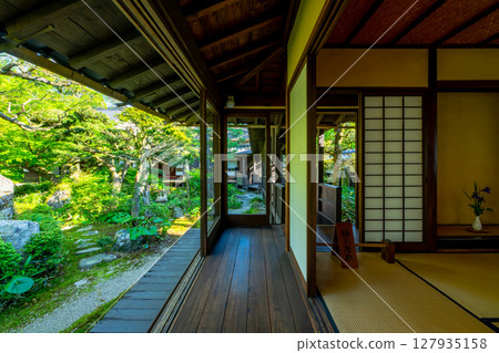 福岡縣甘城市秋月町街景 127935158