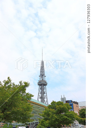 Scenery of Nagoya TV Tower and spaceship on water, Nagoya, Aichi Prefecture 127936303