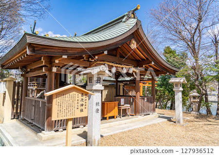 守護西國街道（西宮）神社群的廣田神社是萬葉集合所記載的夏木神社的分社，也是神社院外的神社。 127936512