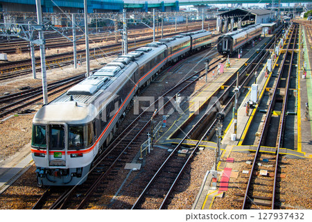 JR Central Kiha 85 Series Wide View Hida/Nanki JR Central Kiha 85 Series Wide View Hida/Nanki 127937432