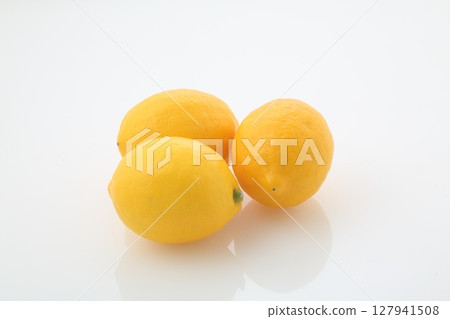 3 Meyer lemons 127941508