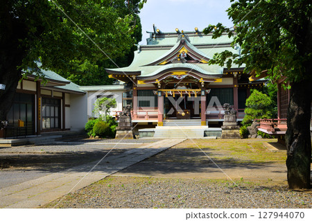 Akatsuka Hikawa Shrine, worship hall, Akatsuka, Itabashi-ku, Tokyo Akatsuka Hikawa Shrine, worship hall, Akatsuka, Itabashi-ku, Tokyo 127944070