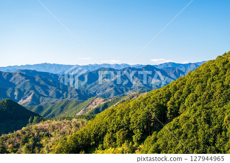 A spectacular view from the observation deck at the summit of Tsuzurato Pass, a World Heritage Site on the Kumano Kodo Iseji route 127944965