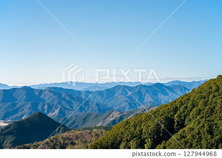 A spectacular view from the observation deck at the summit of Tsuzurato Pass, a World Heritage Site on the Kumano Kodo Iseji route 127944968