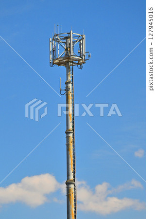 Communication image (radio tower: base station) Communication image (radio tower: base station) 127945016