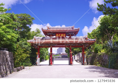 沖繩縣首里城守禮門 127945836