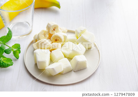 香蕉汁的配料 127947809