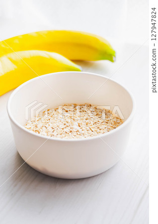 Quick Oats 127947824