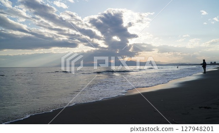 日本镰仓湘南海岸的自然风光 日本镰仓湘南海岸的自然风光 127948201