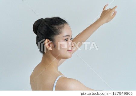 Ballet dancer 127949805