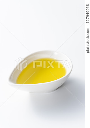 橄欖油 127949938