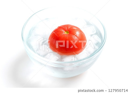 A summer dish with a cool texture and a realistic feel of everyday life: Chilled tomatoes A summer dish with a cool texture and a realistic feel of everyday life: Chilled tomatoes 127950714