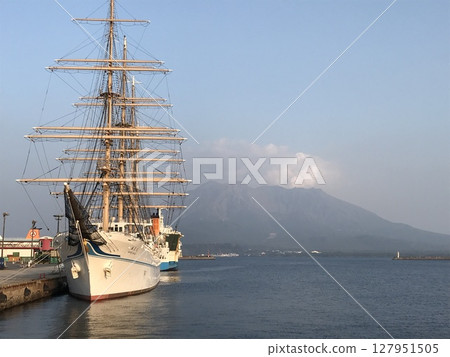 Blue sky and ship Blue sky and ship 127951505