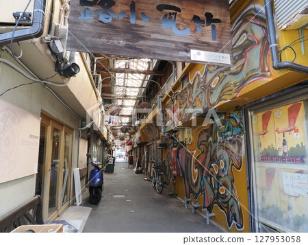 別府的旅遊勝地:大分縣別府市竹瓦溫泉 別府的旅遊勝地:大分縣別府市竹瓦溫泉 127953058