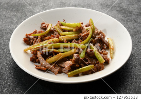 蠔油炒豬肉芹菜 蠔油炒豬肉芹菜 127953518