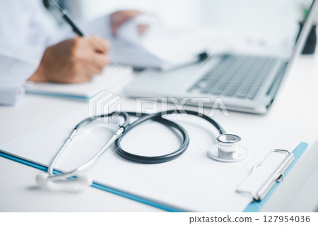 Concept business doctor education essential globalization, student learn and study in university and college to master knowledge needed travel global economy. book stethoscope for medical health care 127954036