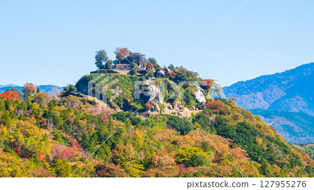 Naegi Castle Ruins (Autumn) 127955276