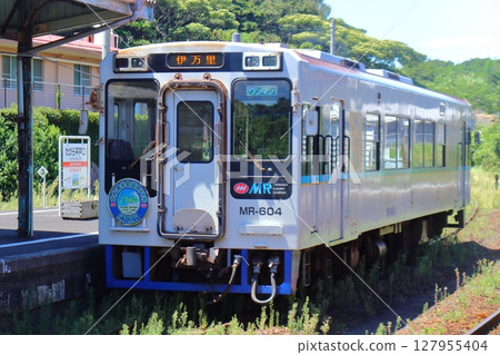 日本最西端的車站 松浦鐵道田平平戶口站(長崎縣平戶市) 日本最西端的車站 松浦鐵道田平平戶口站(長崎縣平戶市) 127955404