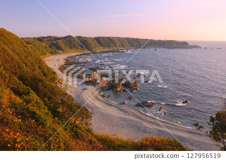 Shionomisaki lighthouse and evening scenery of Kumano Nada / Japanese lighthouse 50 selection / A rank preservation lighthouse / Yoshino Kumano National Park 127956519